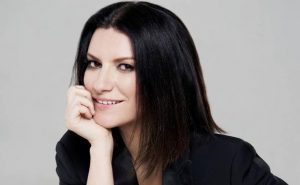 Laura Pausini positiva al Covid dopo l’Eurovision: «C’era qualcosa che non andava, pensavo fosse stanchezza»